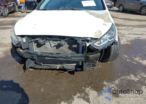 2018 Hyundai Sonata Sel z USA, uszkodzony, nr VIN 5NPE34AF2JH646779